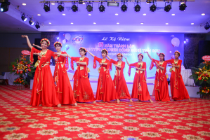 Các hoạt động văn hóa văn nghệ chào mừng các sự kiện quan trọng của công ty diễn ra thường niên